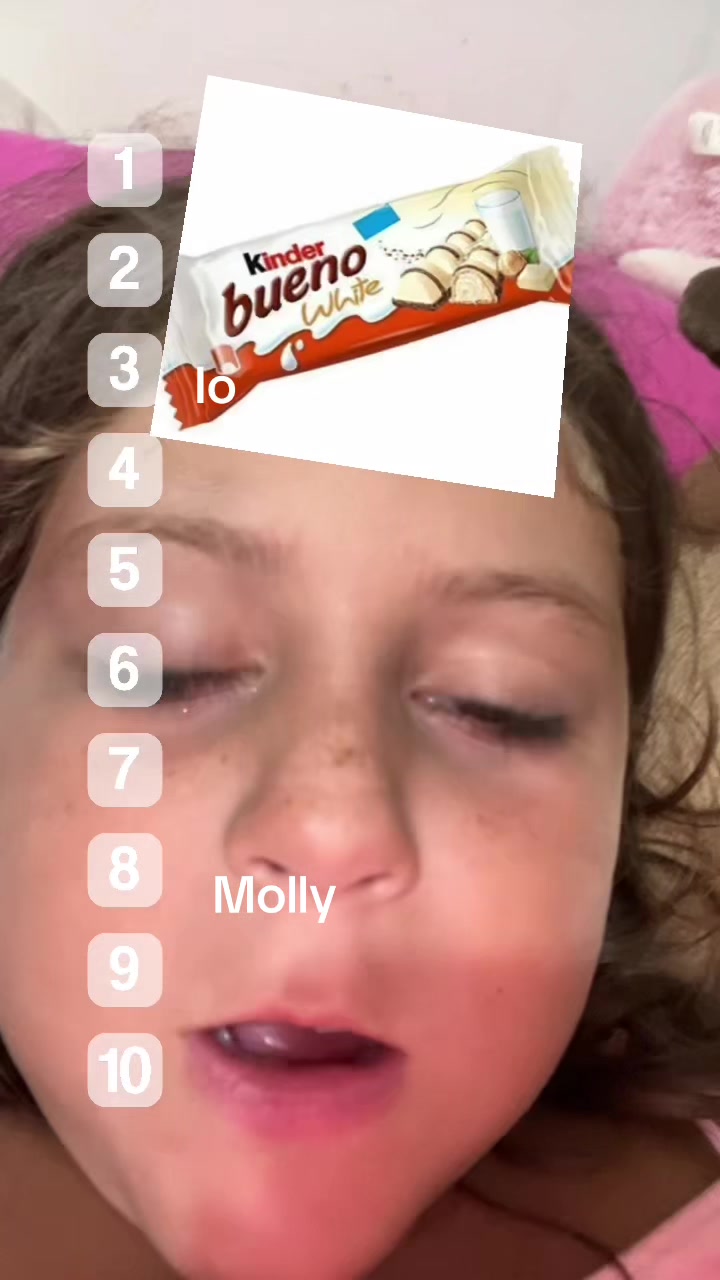 @angela_molly