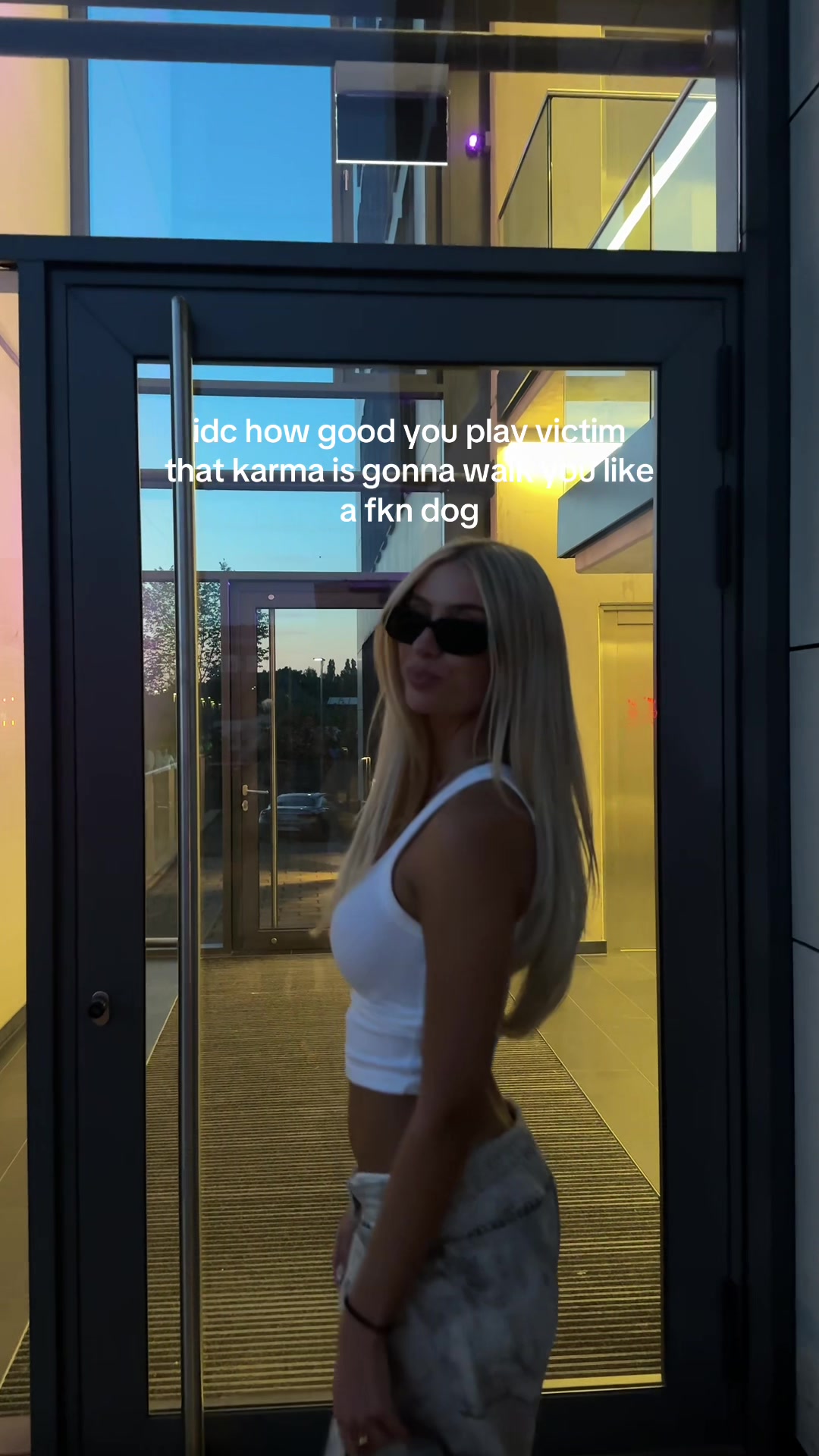 @🧜🏼♀️