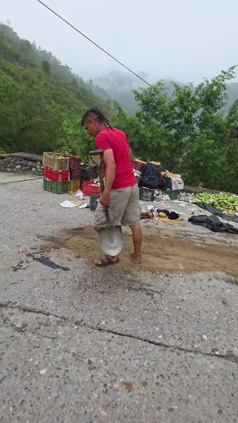 @टुप्पी बाजे🤘