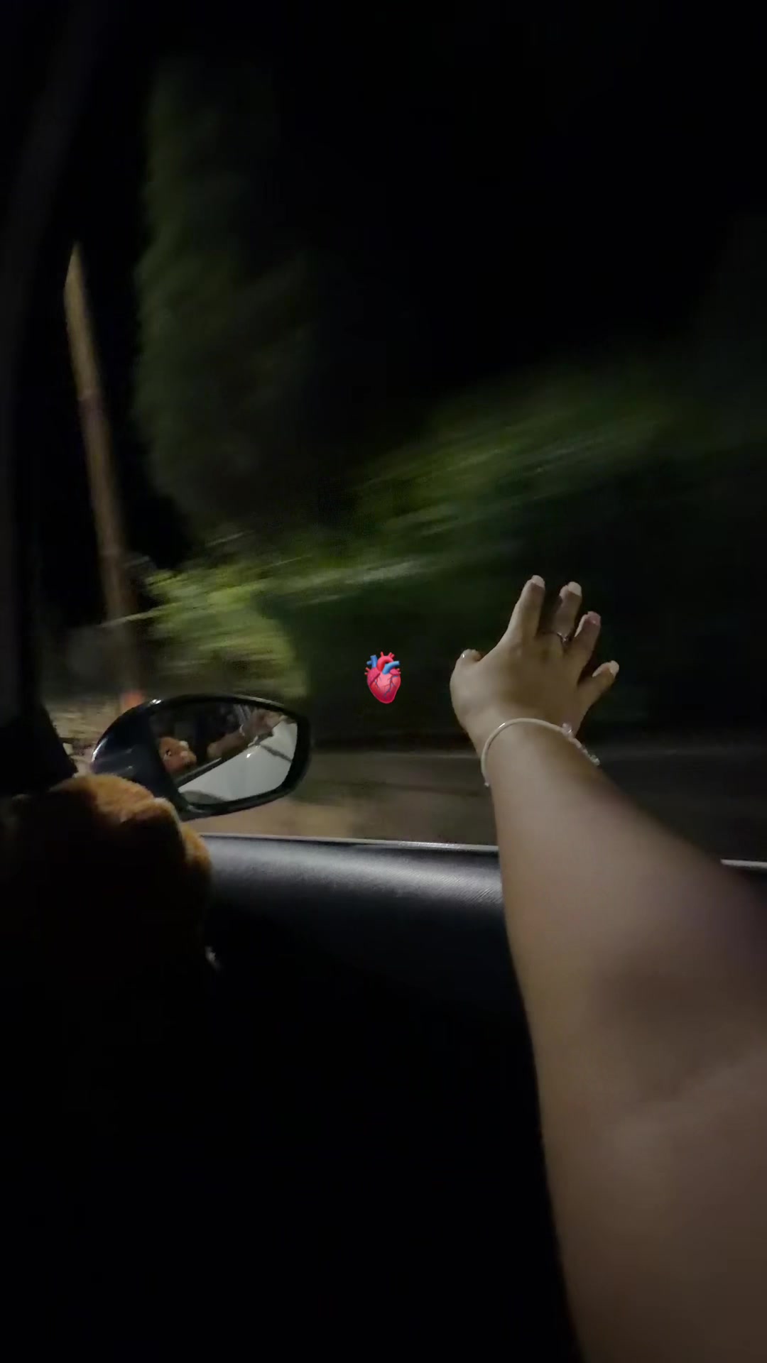 @𝔸𝕟𝕘𝕚𝕖