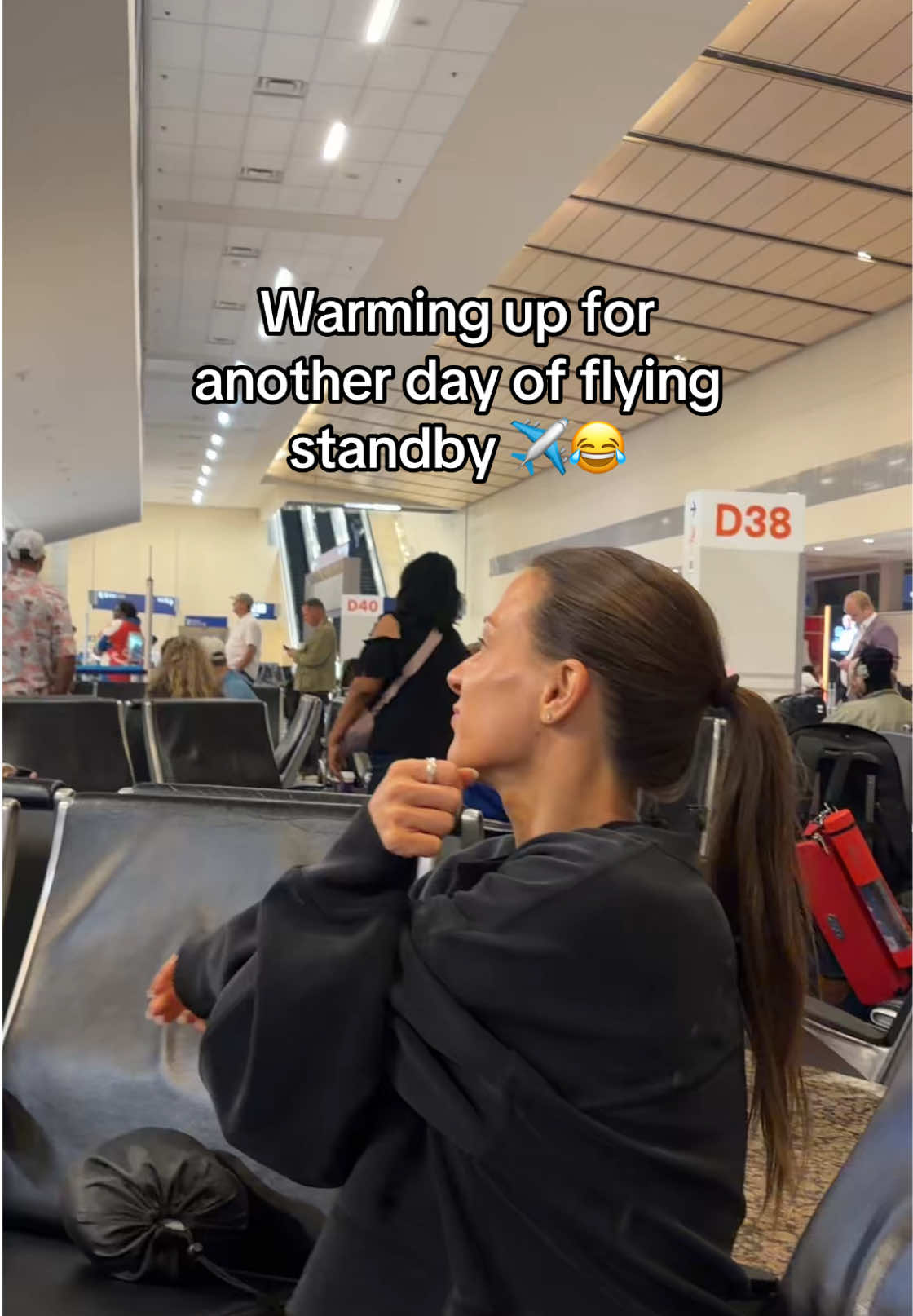 @Kat ✈️ Flight Attendant