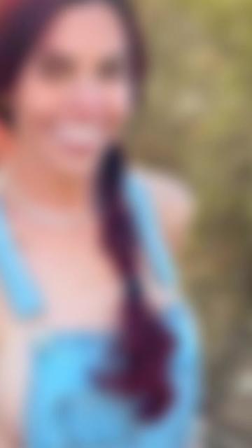 @vanessafoster_red