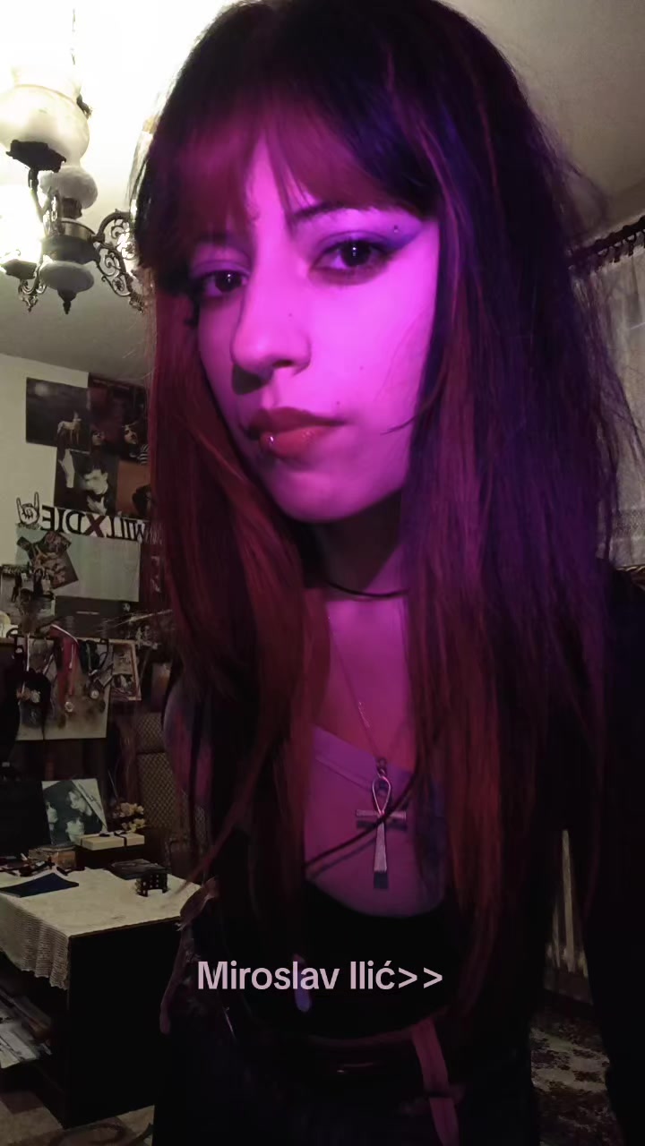 @Emilija🗡️