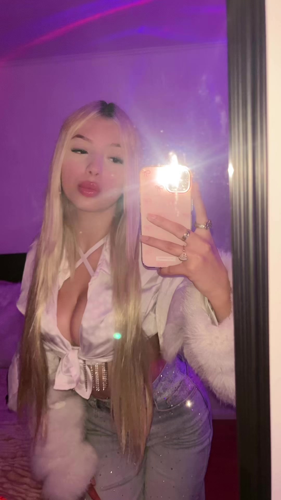 @.🖤.