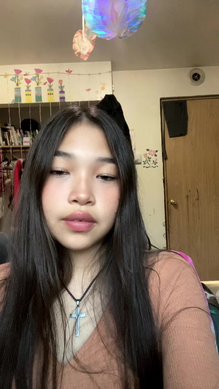 @𝕬𝖛𝖆😙