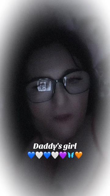 @💙🤍Daddy's girl 💜🦋