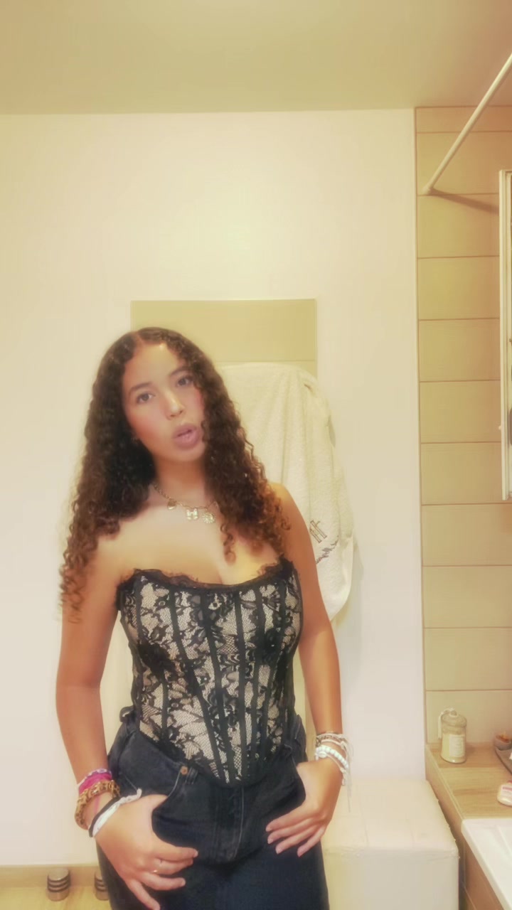 @Jihane