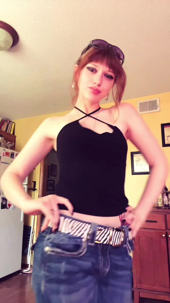 @v <3