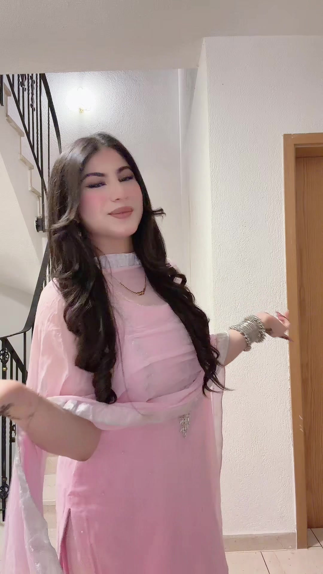 @MAHNOOR✨