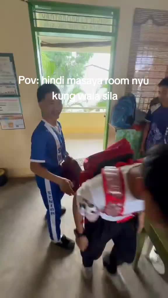 @シ