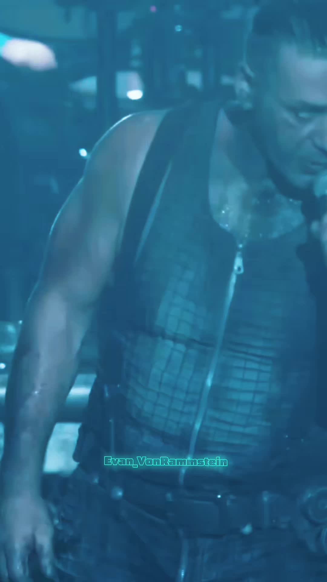 @Evan [Von_Rammstein🎸]