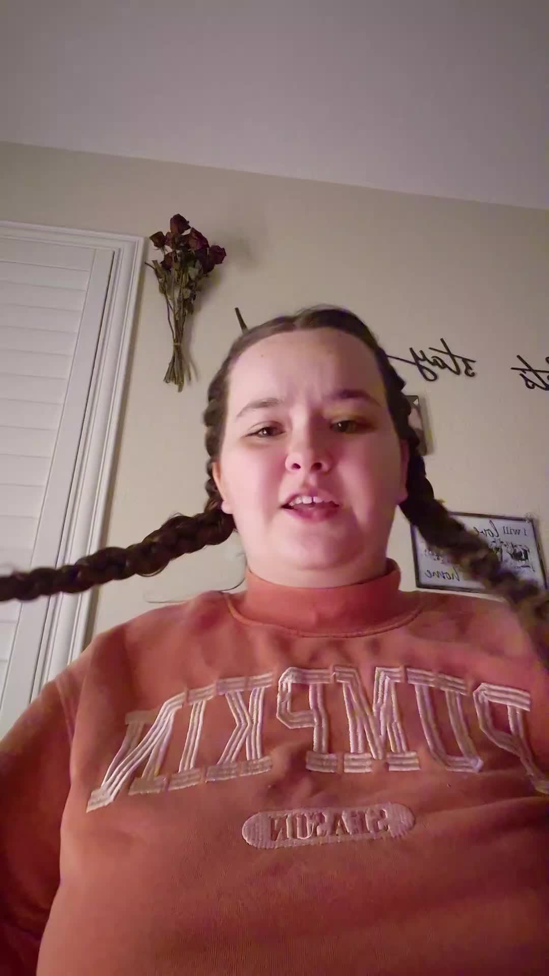 @its_urgirl_avs