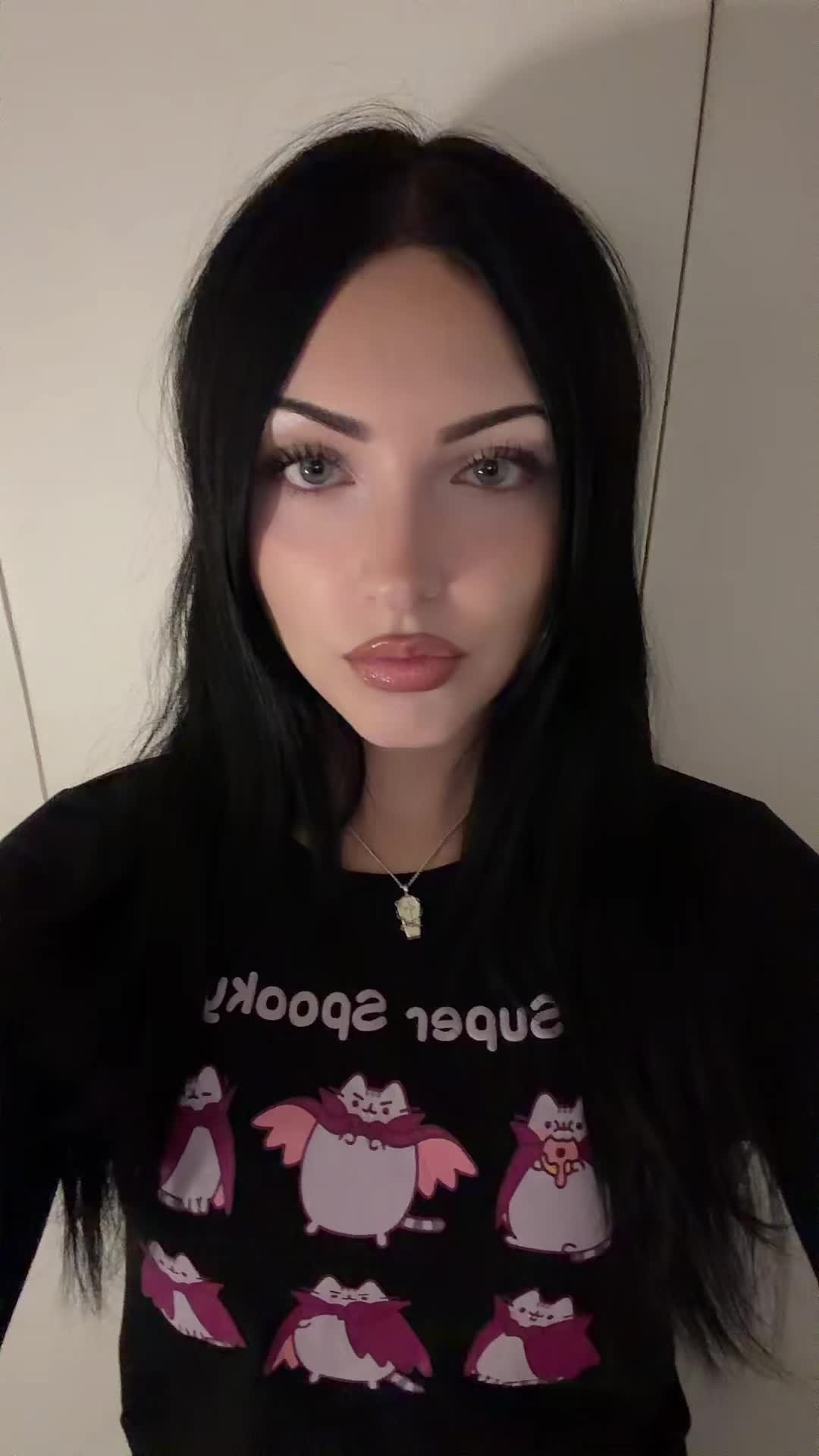 @𝒞𝒶𝓃𝒹𝓎 ♱