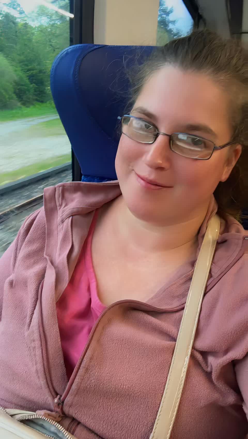 @Jasi train love 🚆❤️