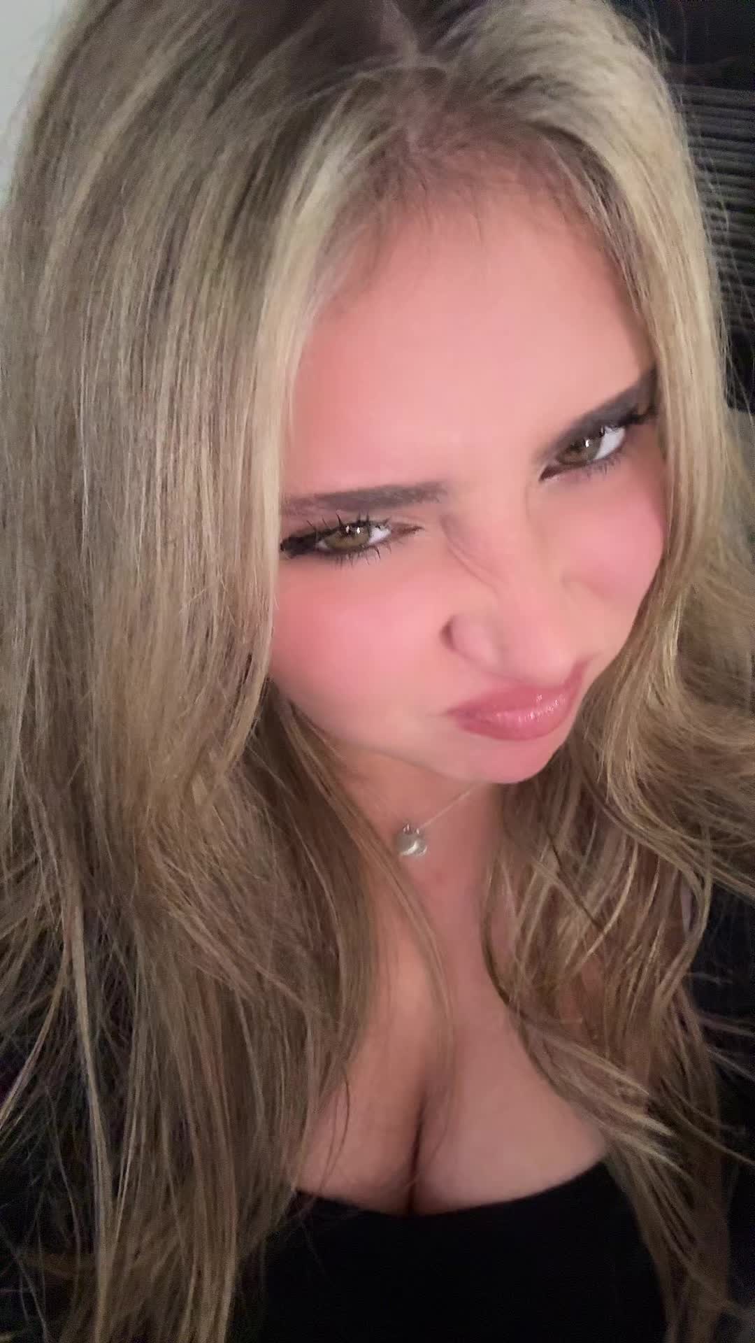@pixi