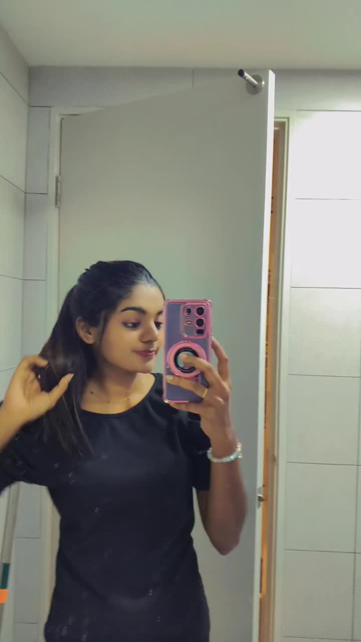 @أنيتا👀🤍🌙