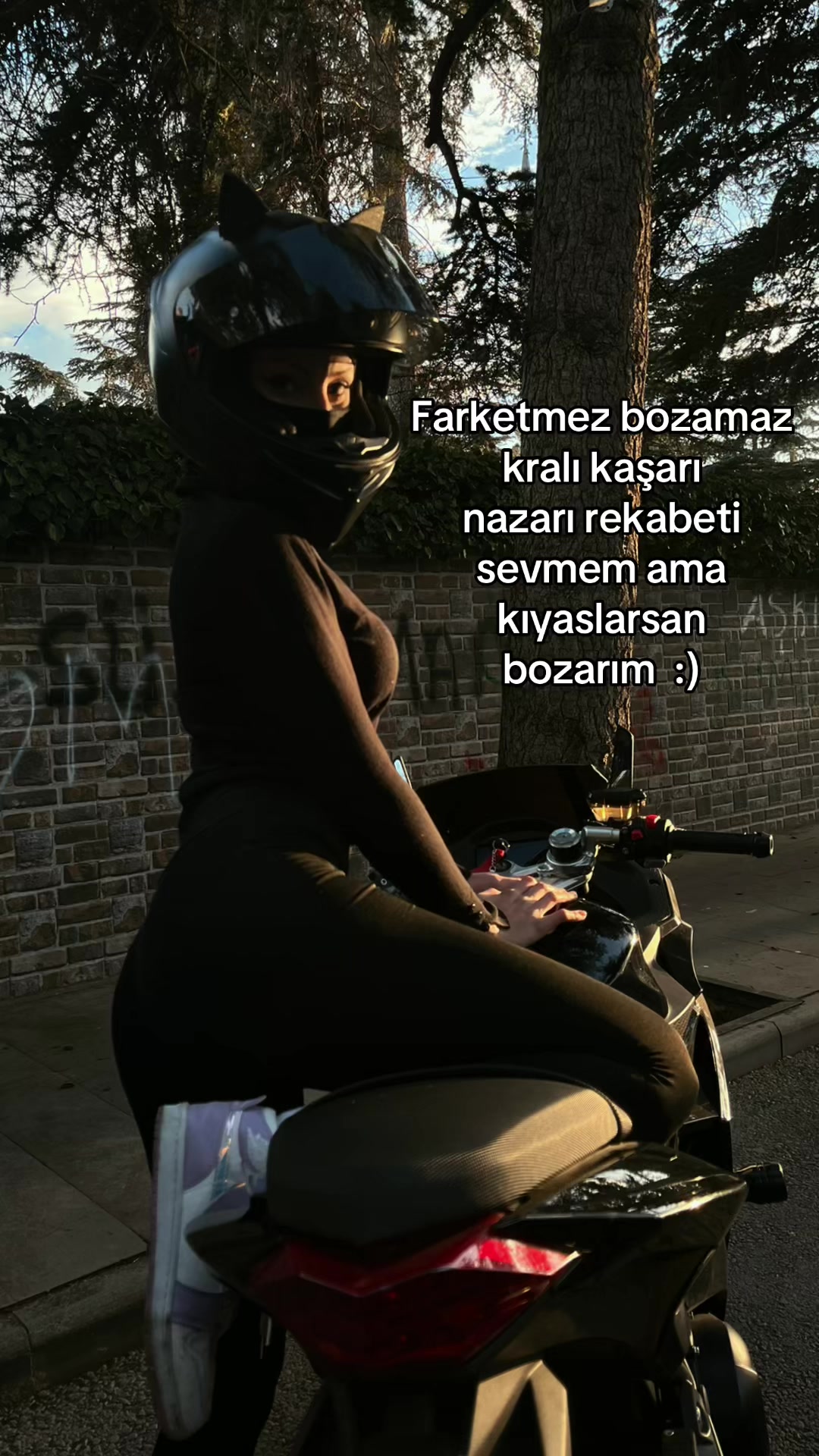 @B U S E