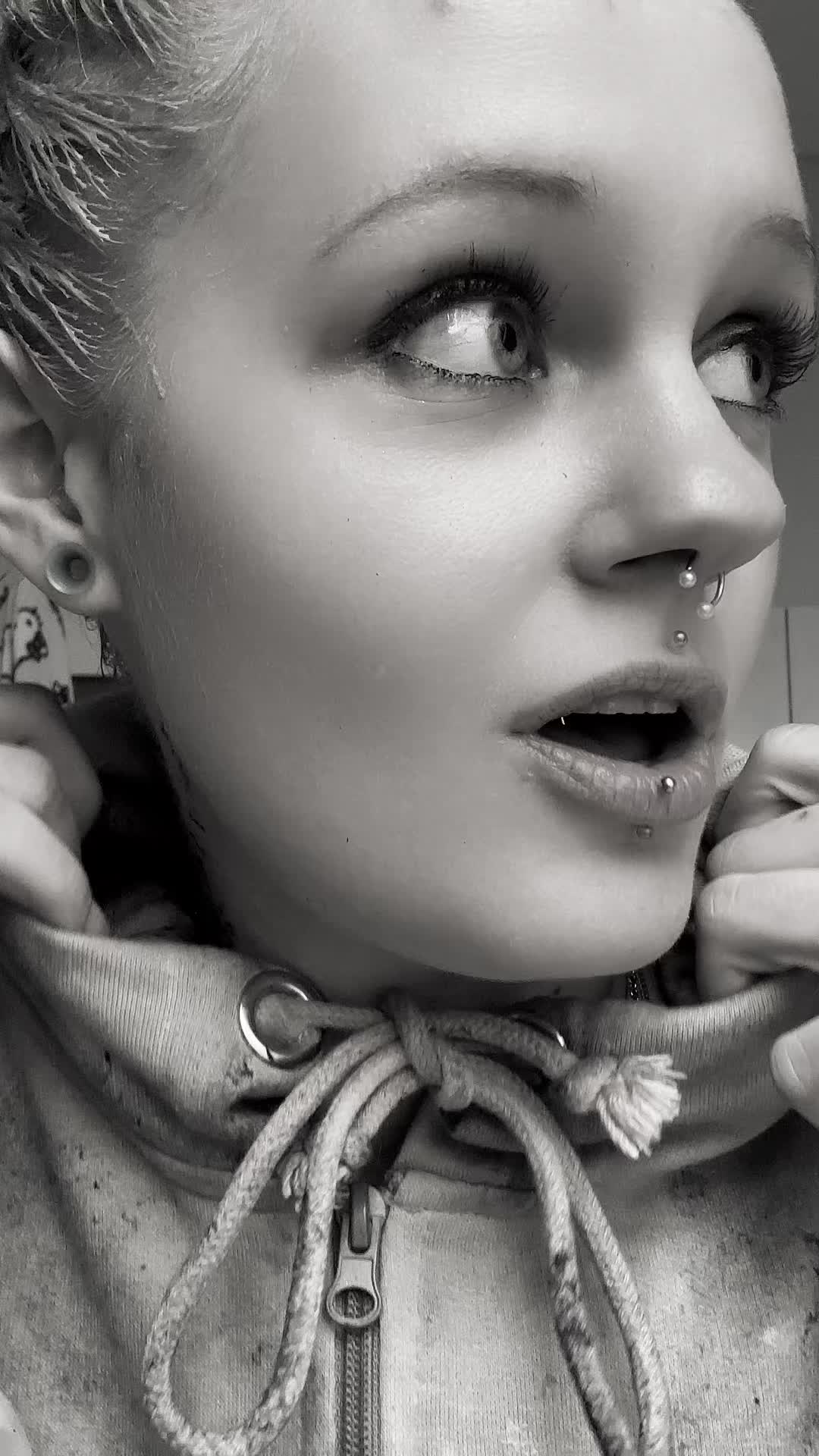 @👽Alien🧪Poison-🧙🏼♀️Witch🌙