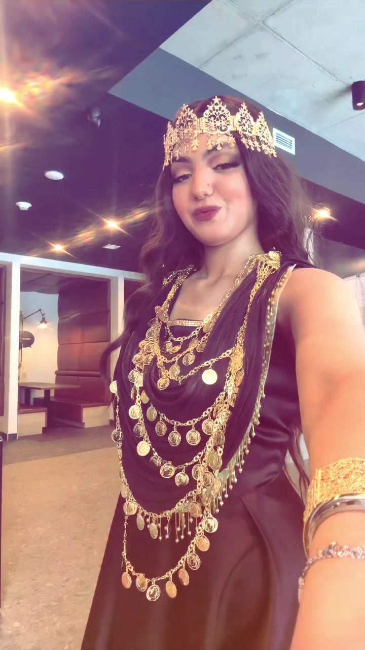 @ᗷOᑌᖇᗩᑎᗪI ⚜️