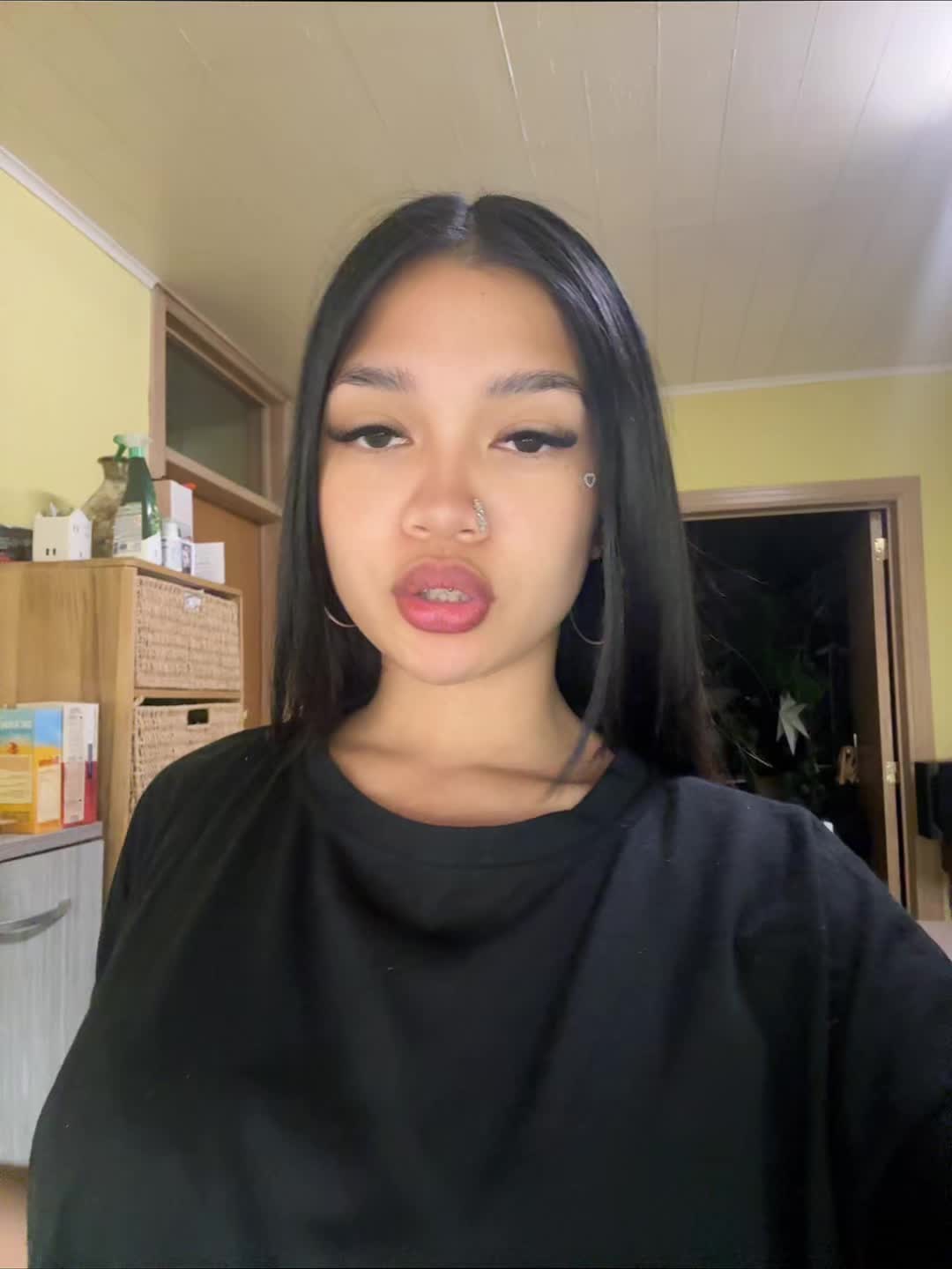 @Agatha.