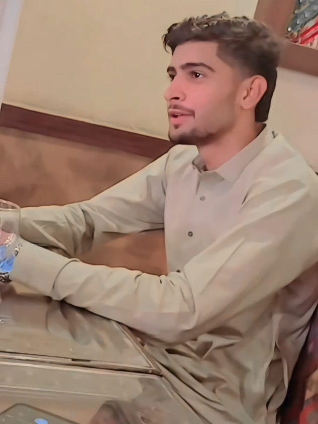 @حمزہ بن ساجد 🖤🥂