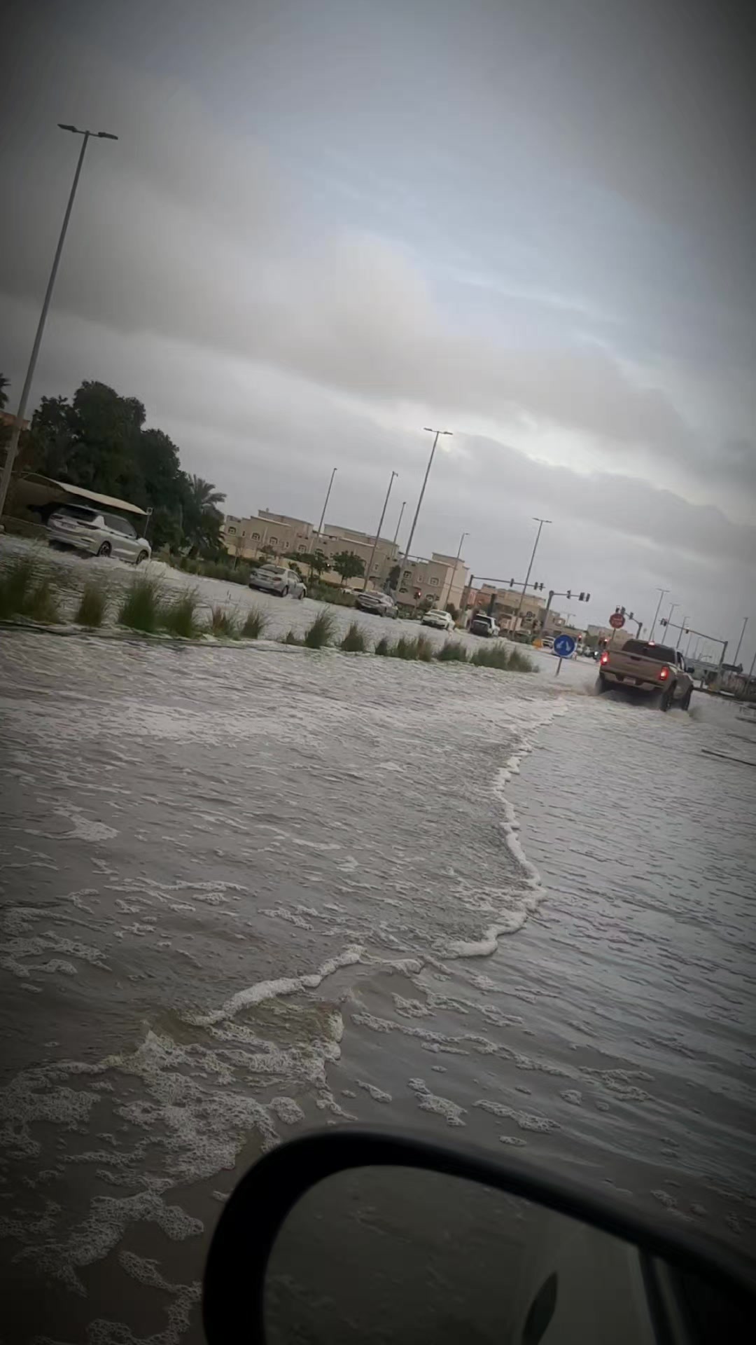 @@musharaf🇵🇰🇦🇪