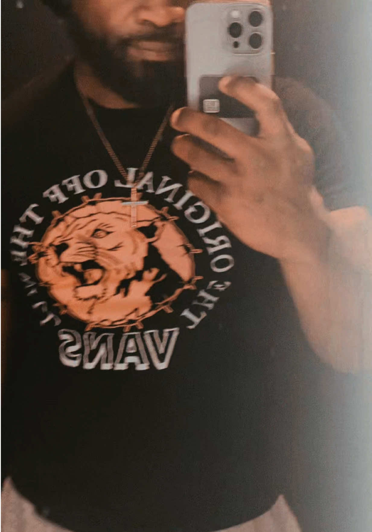 @ChrisPlusSix🖤