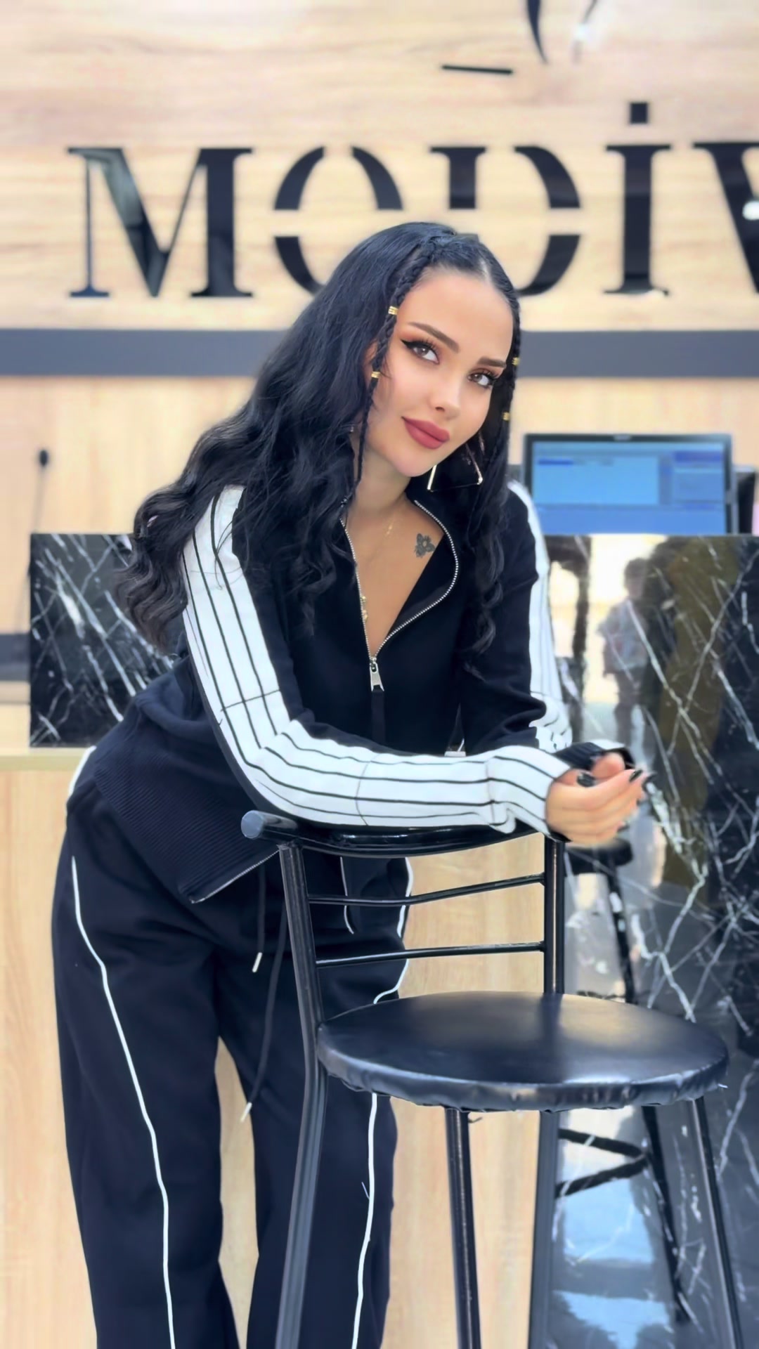 @modiva_az