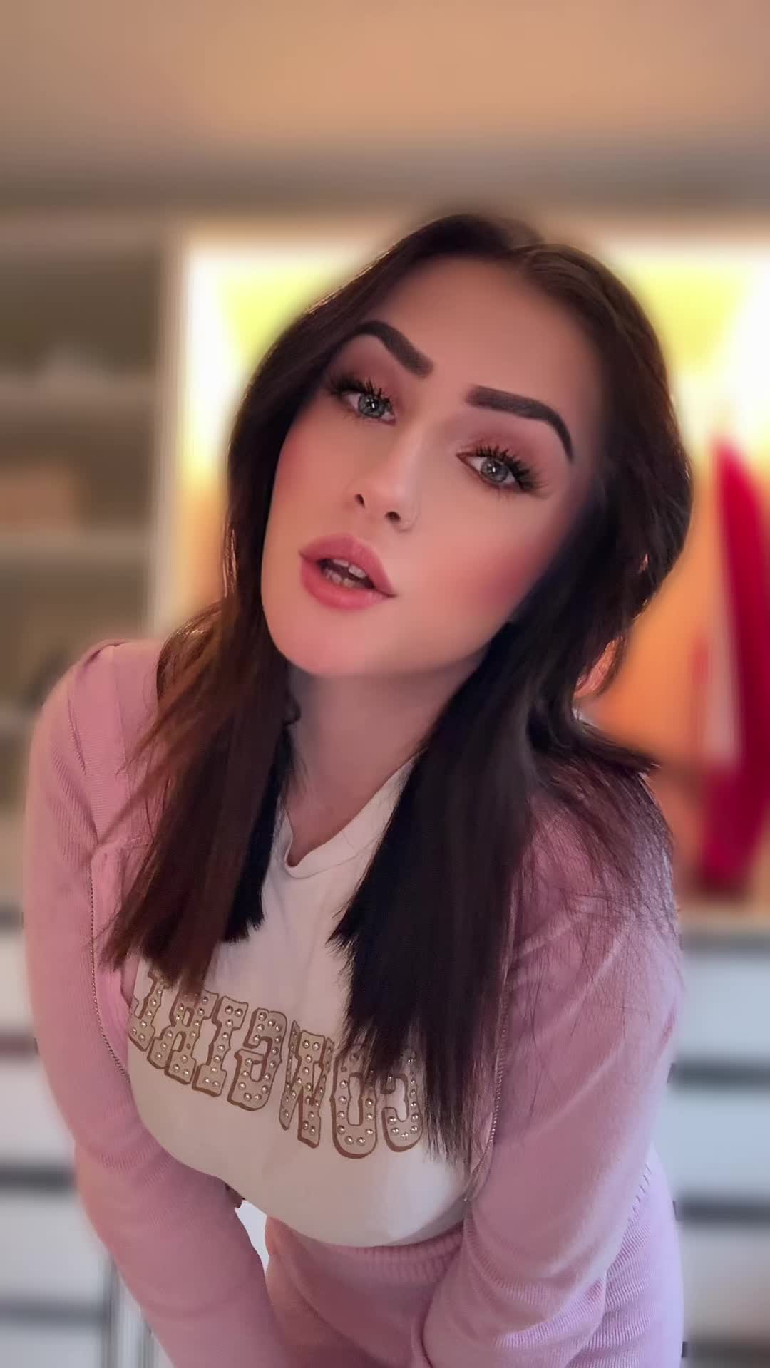 @αlícíα🐭