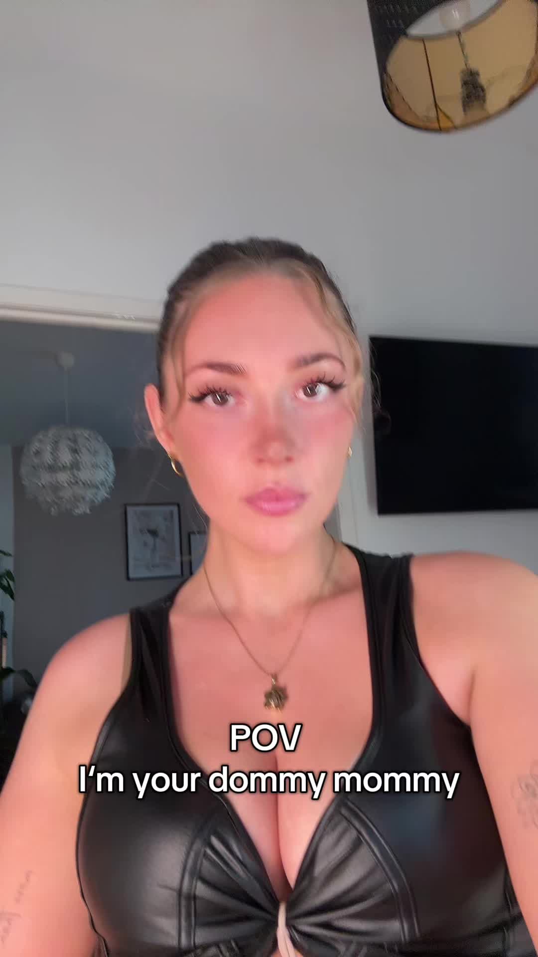 @emixmarie