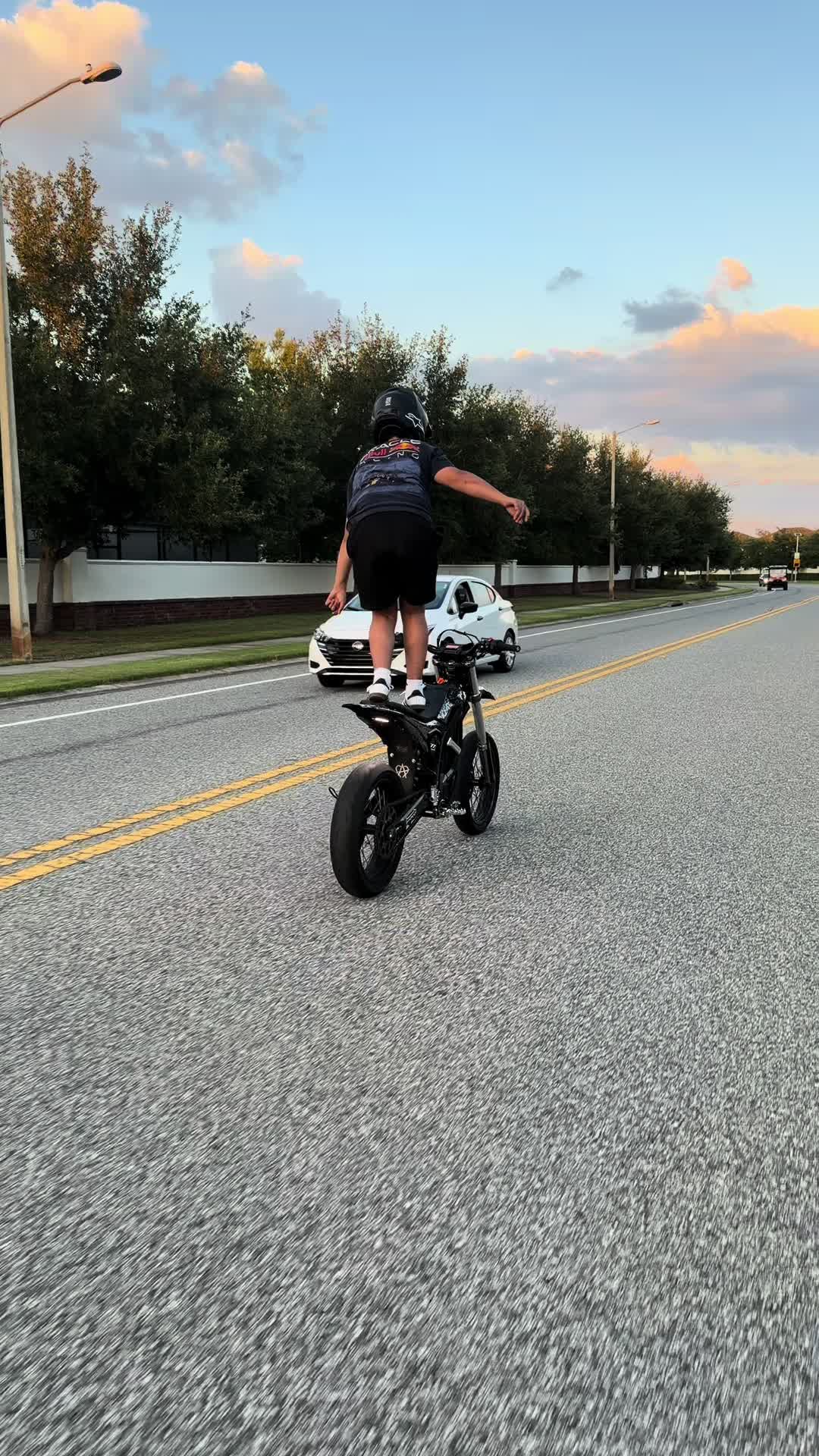 @𝔲𝔟.𝔪𝔞𝔲
