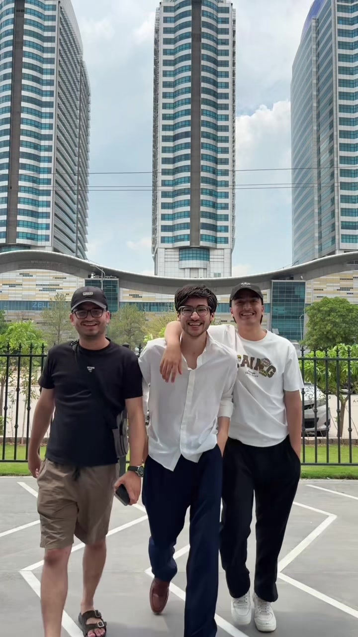 @𝘒𝘪𝘯𝘨 𝘢𝘣𝘥𝘶𝘭𝘭𝘢𝘩 ⚜️