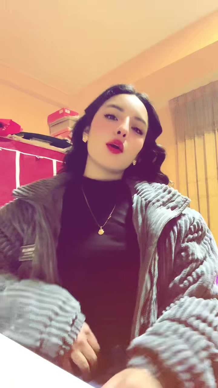 @•EMY 🤎•