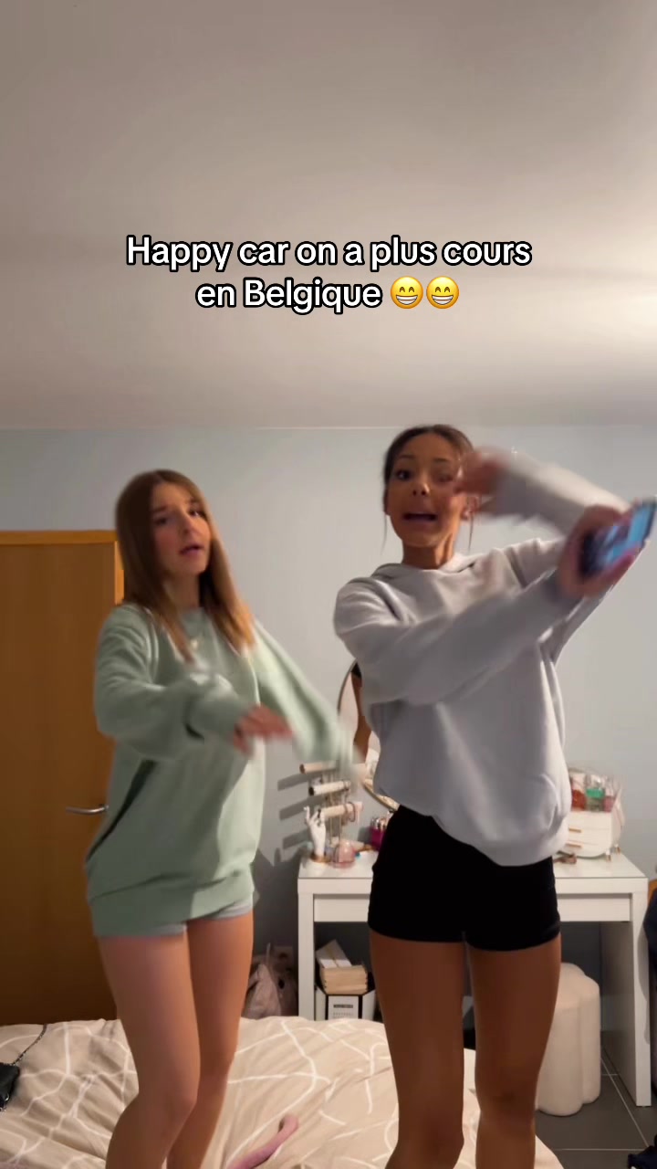 @Ma&euml;va_papp