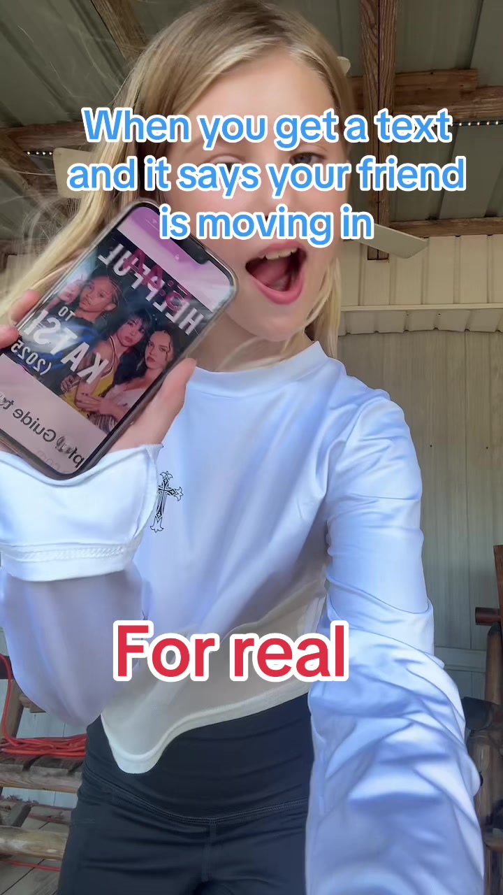 @LaciLou