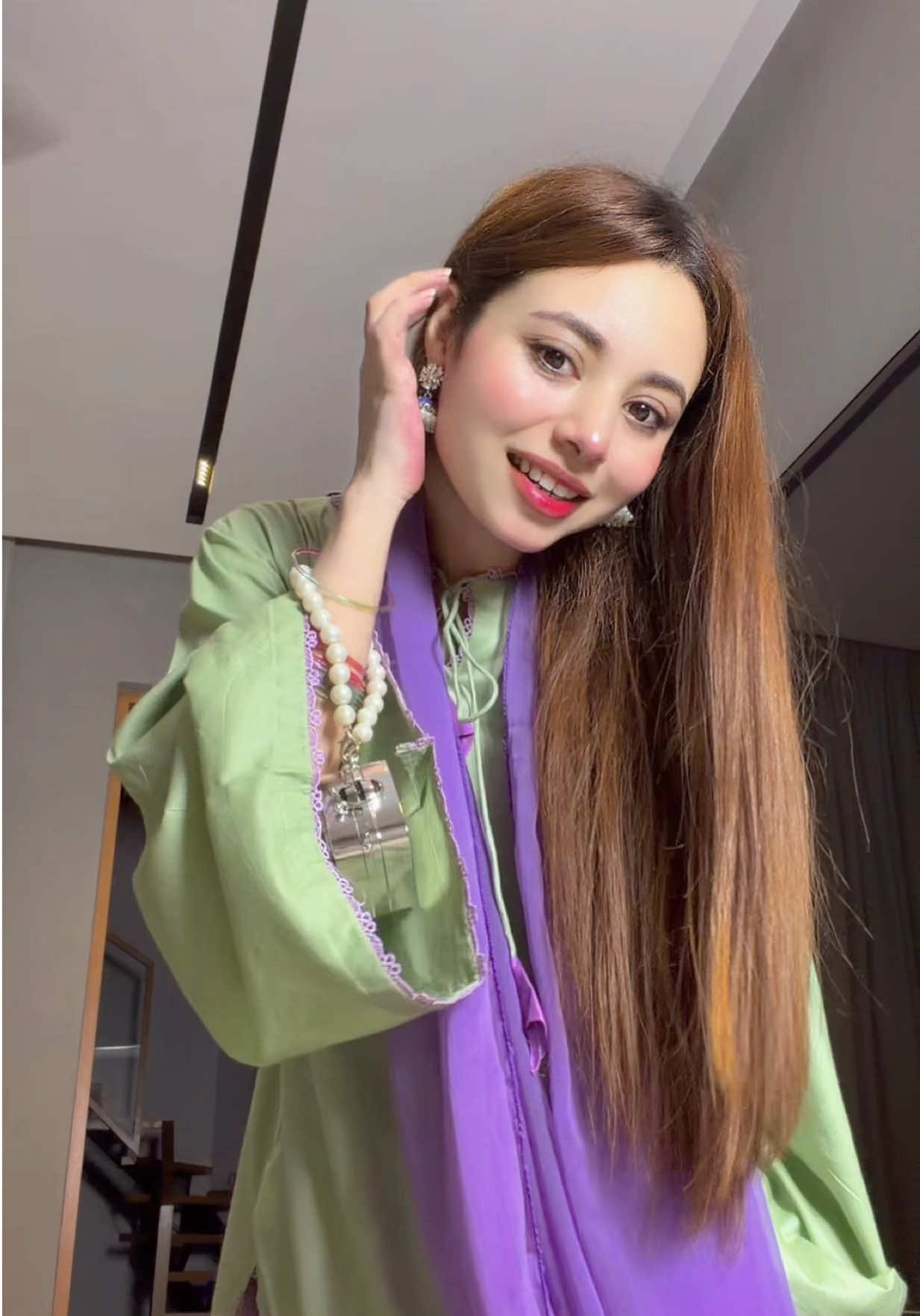 @Afshee 🦋