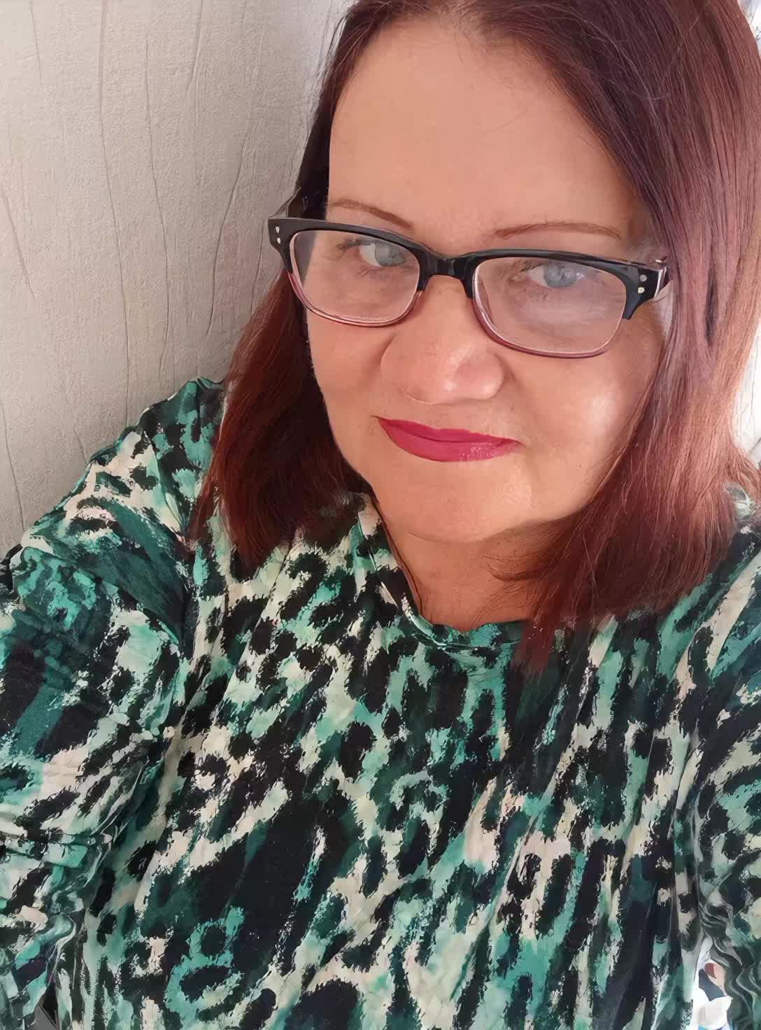 @👑 Elena 🇩🇪