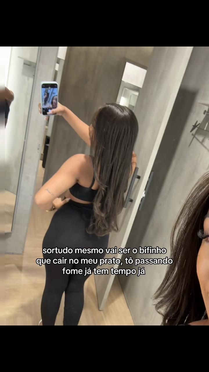 @thainaaofc_