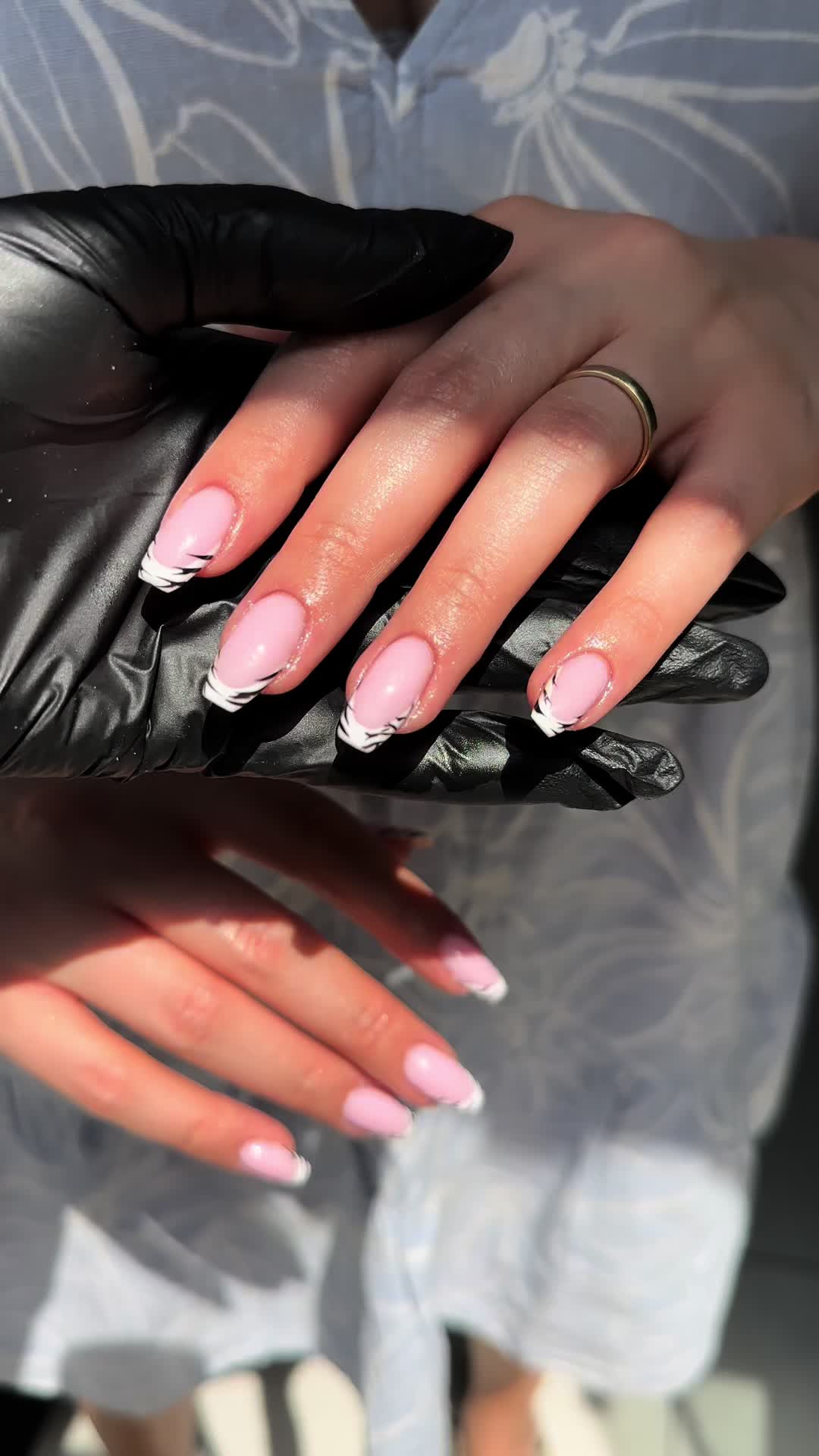 @Femme Fatale Nails