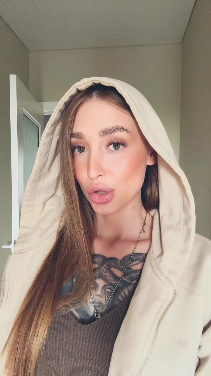 @Anlina_W