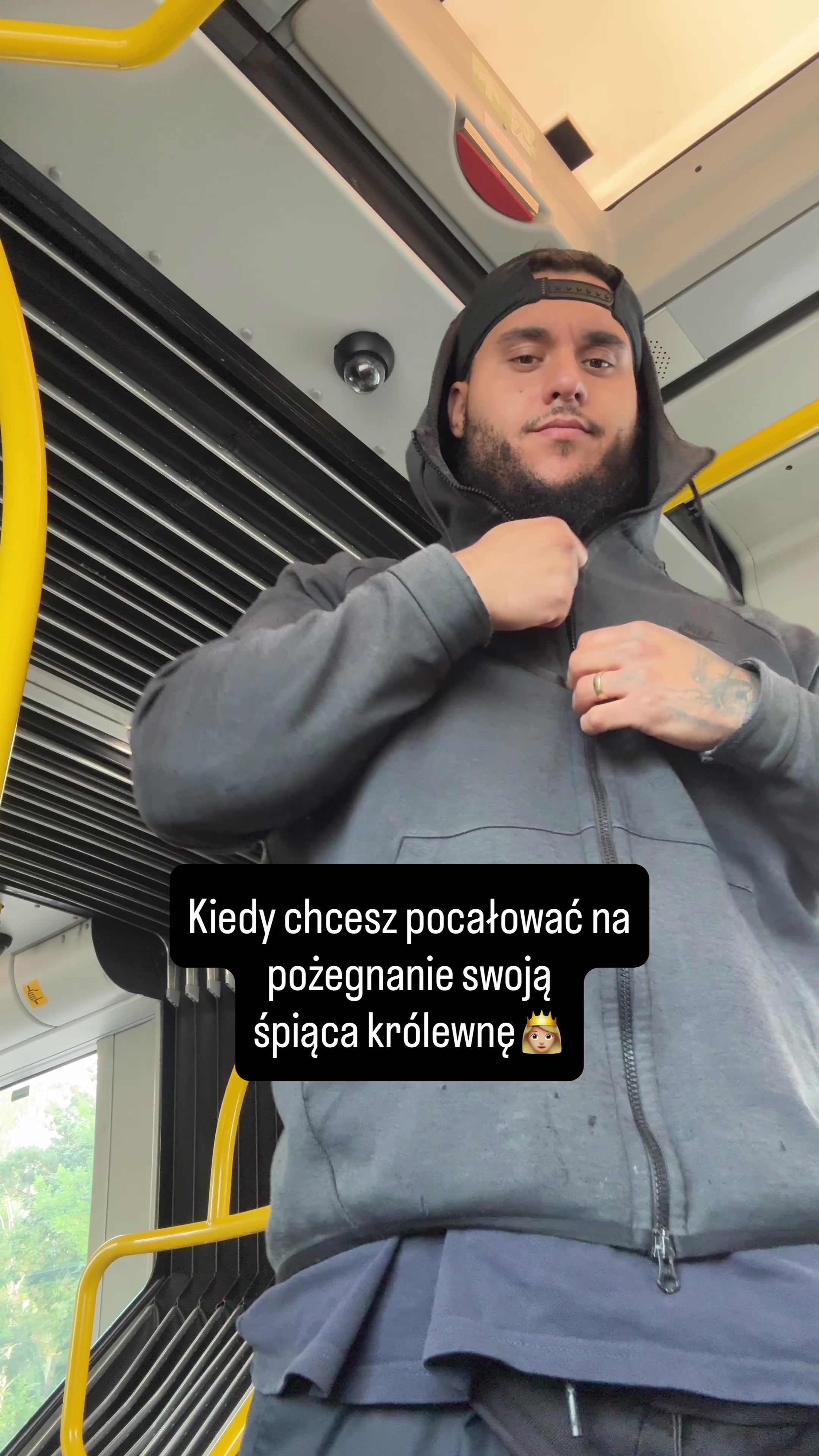 @ciemny_wujek🇵🇱