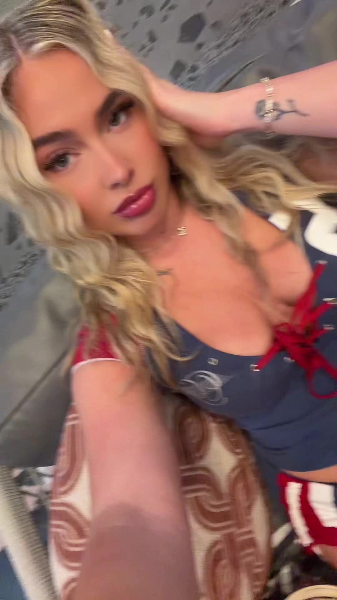 @momo