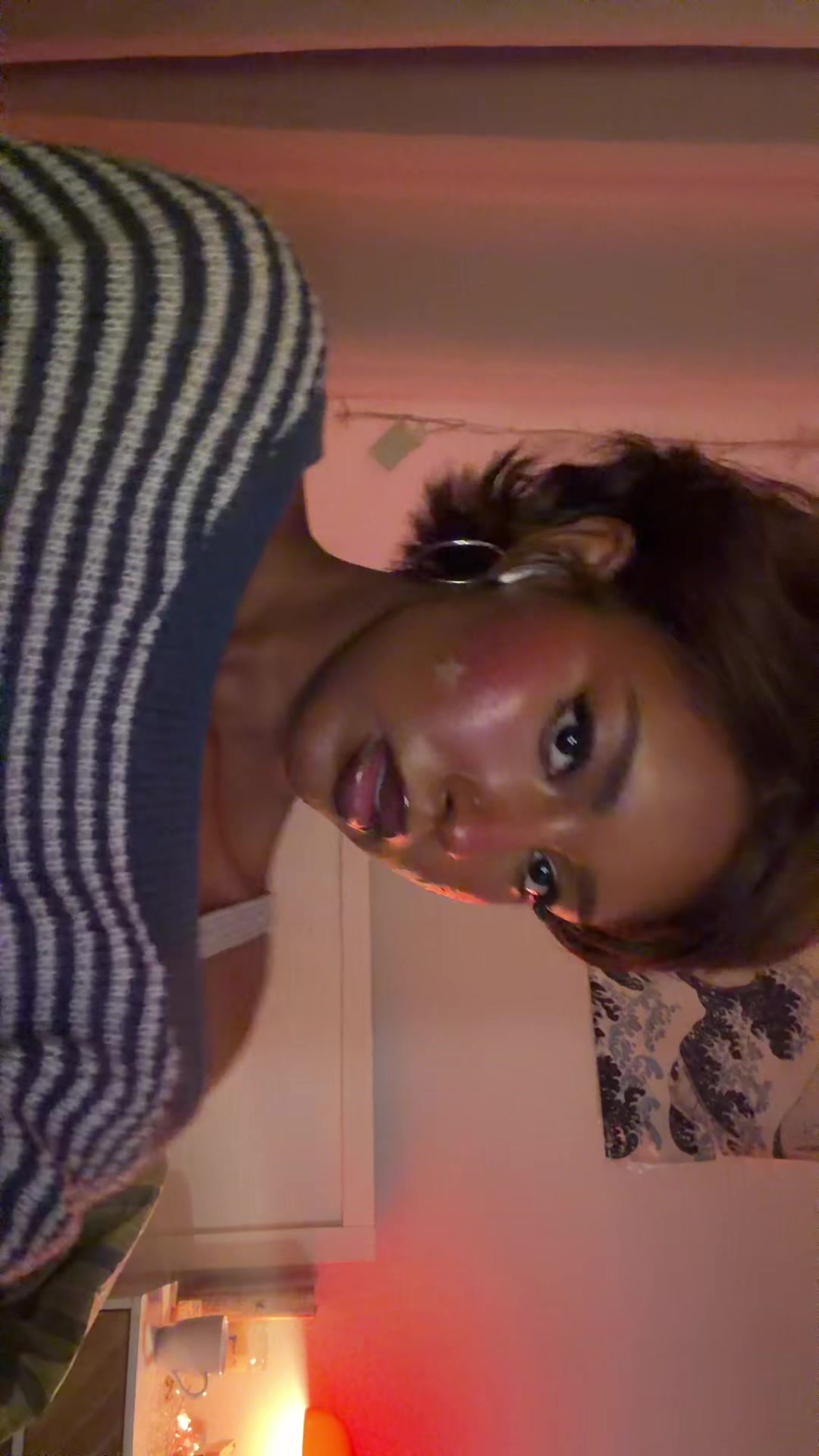@T