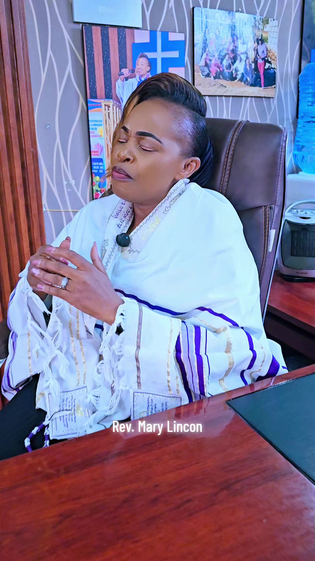 @Rev.Mary Lincon 🙏