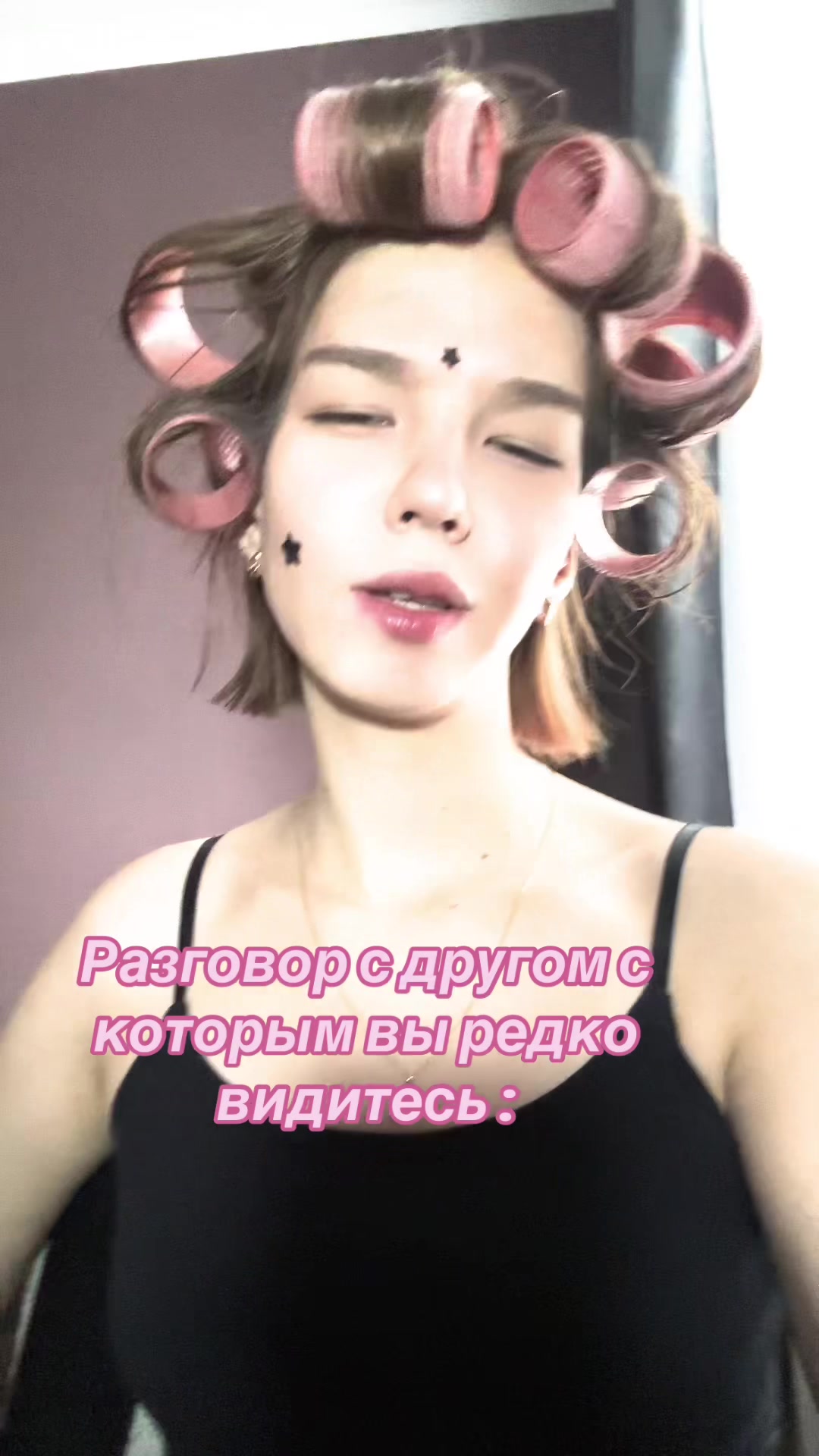 @／(･ &times; ･)＼