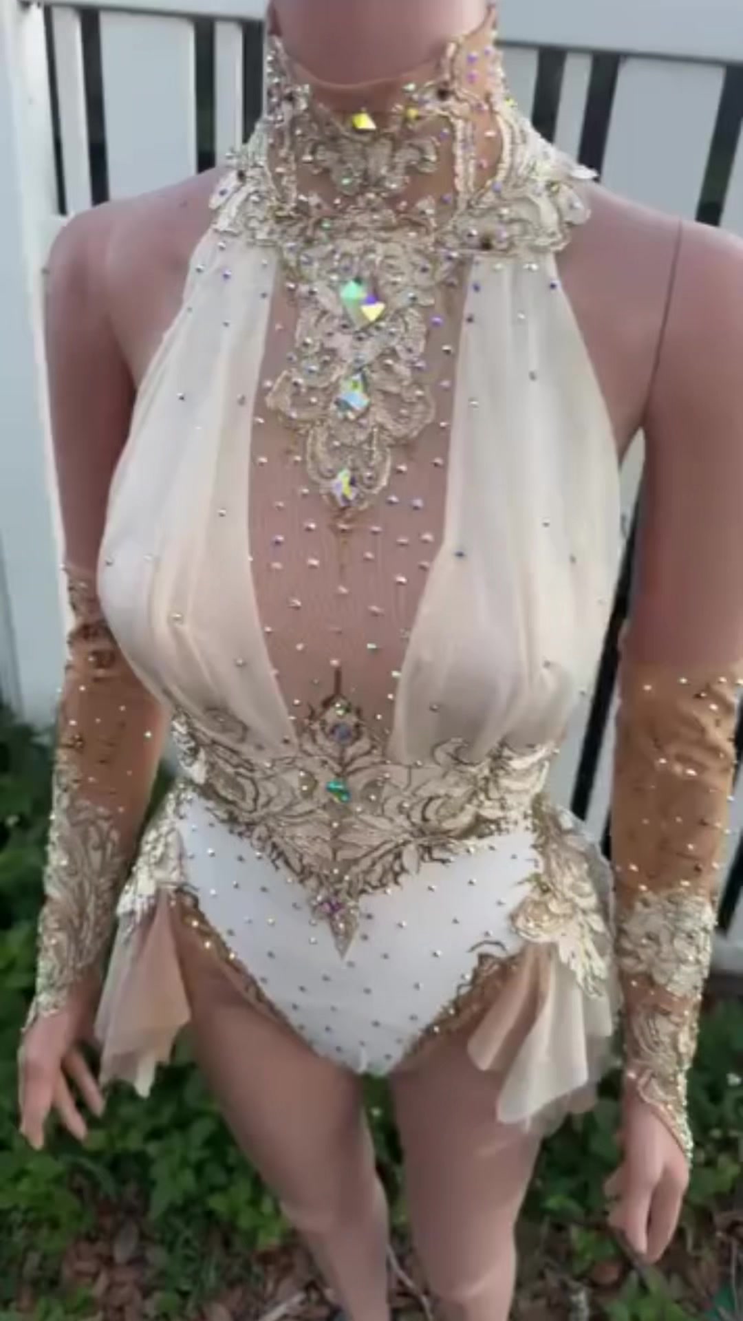 @Gena Cristiani