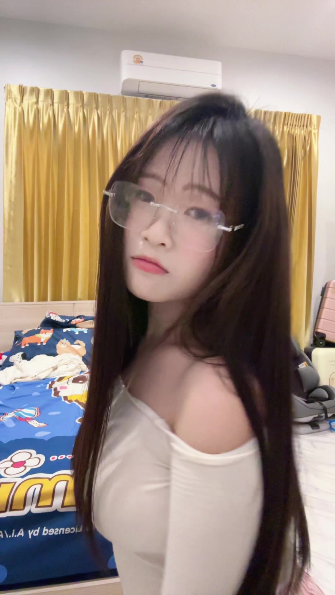 @อุ๋งอิ๋ง
