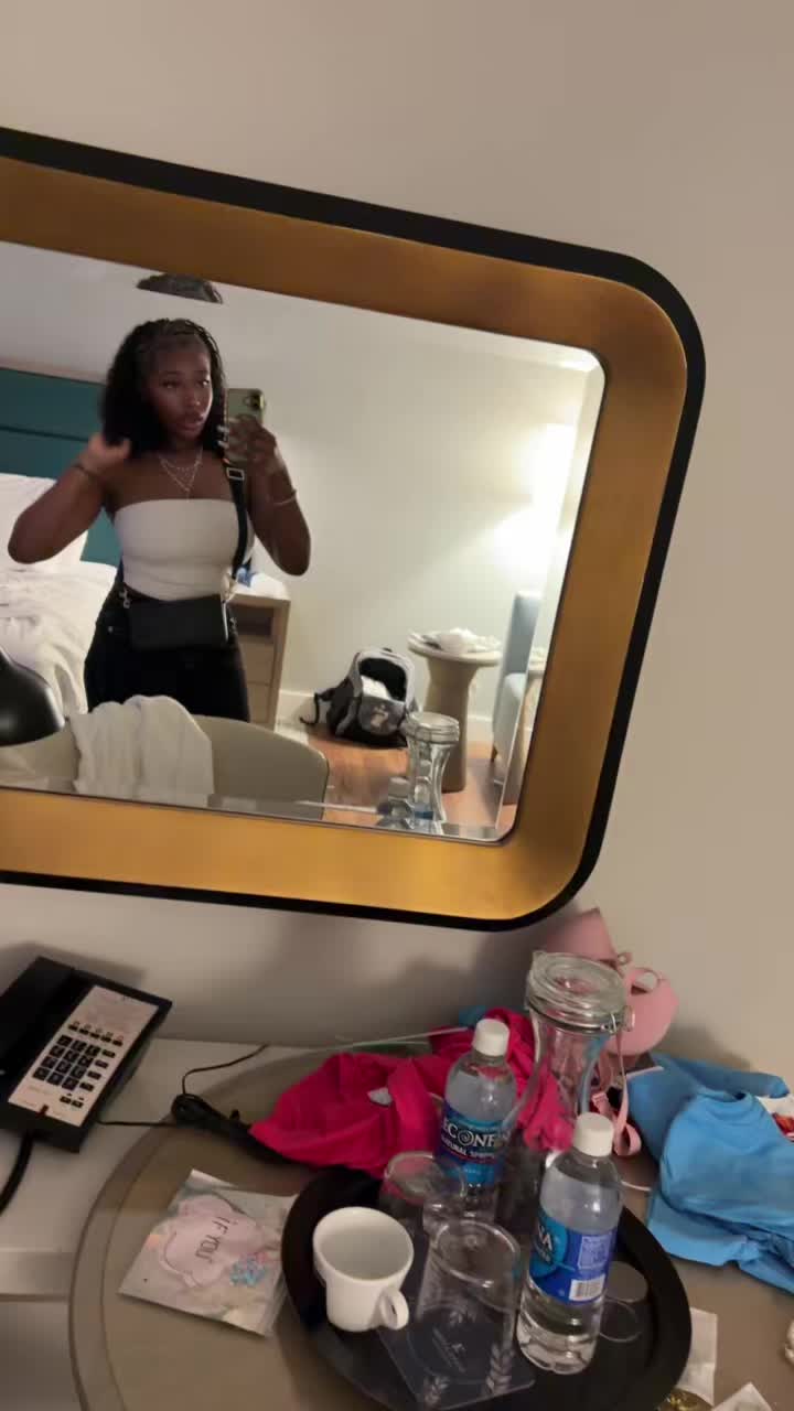 @imightbecarrii