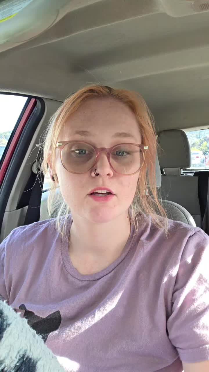 @EmieWonders