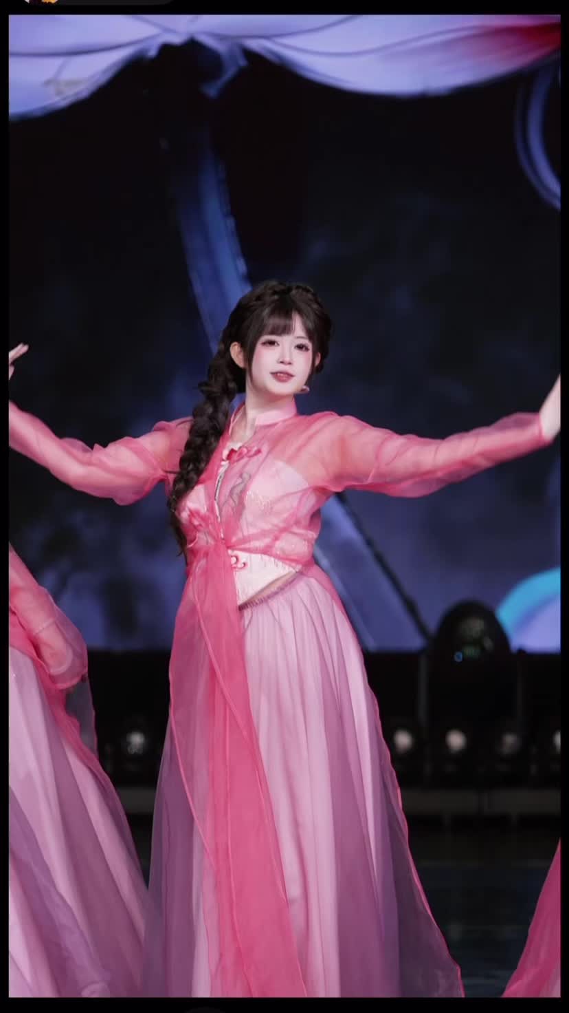 @Trạm IDOL LIVE official